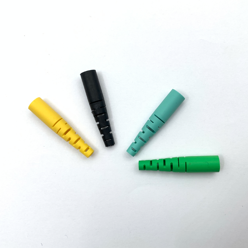 Custom Fiber Optic Connectors MPO Compatible Connector Easy-Installable Size 3.6mm Connectors Tail Sleeve